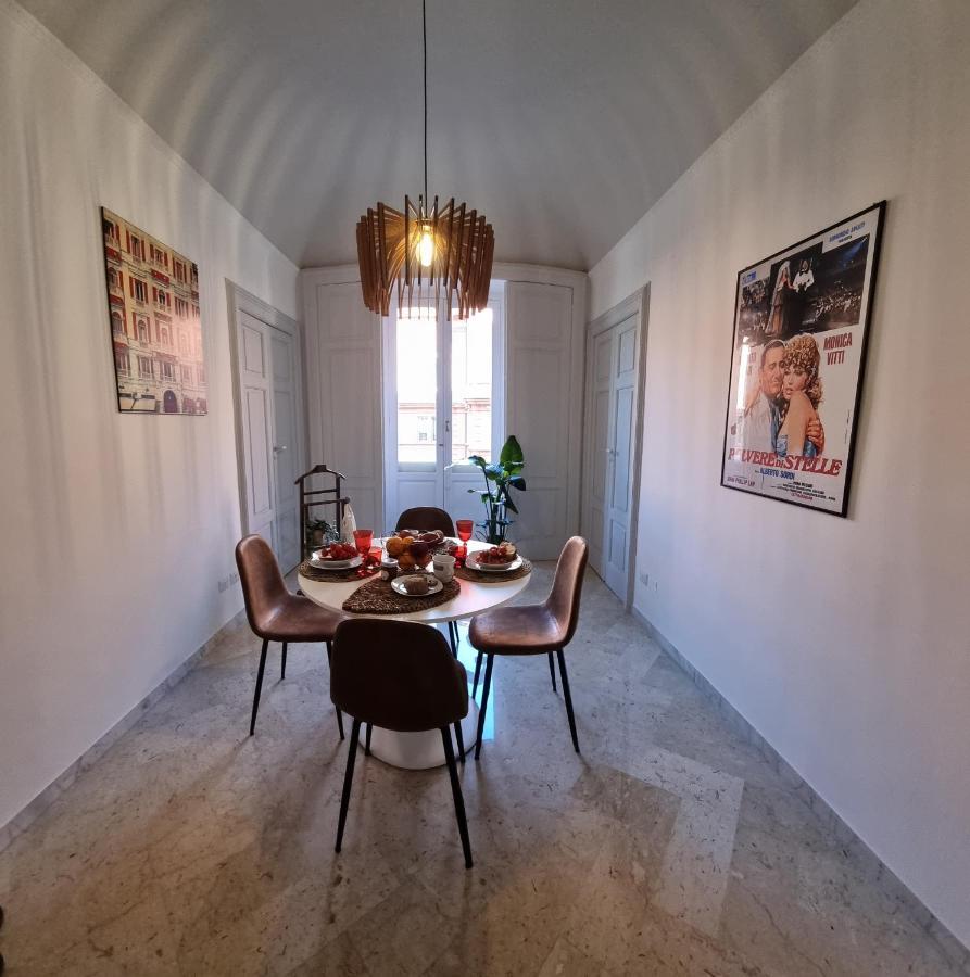 Rossopetruzzelli Apartment Bari Bagian luar foto