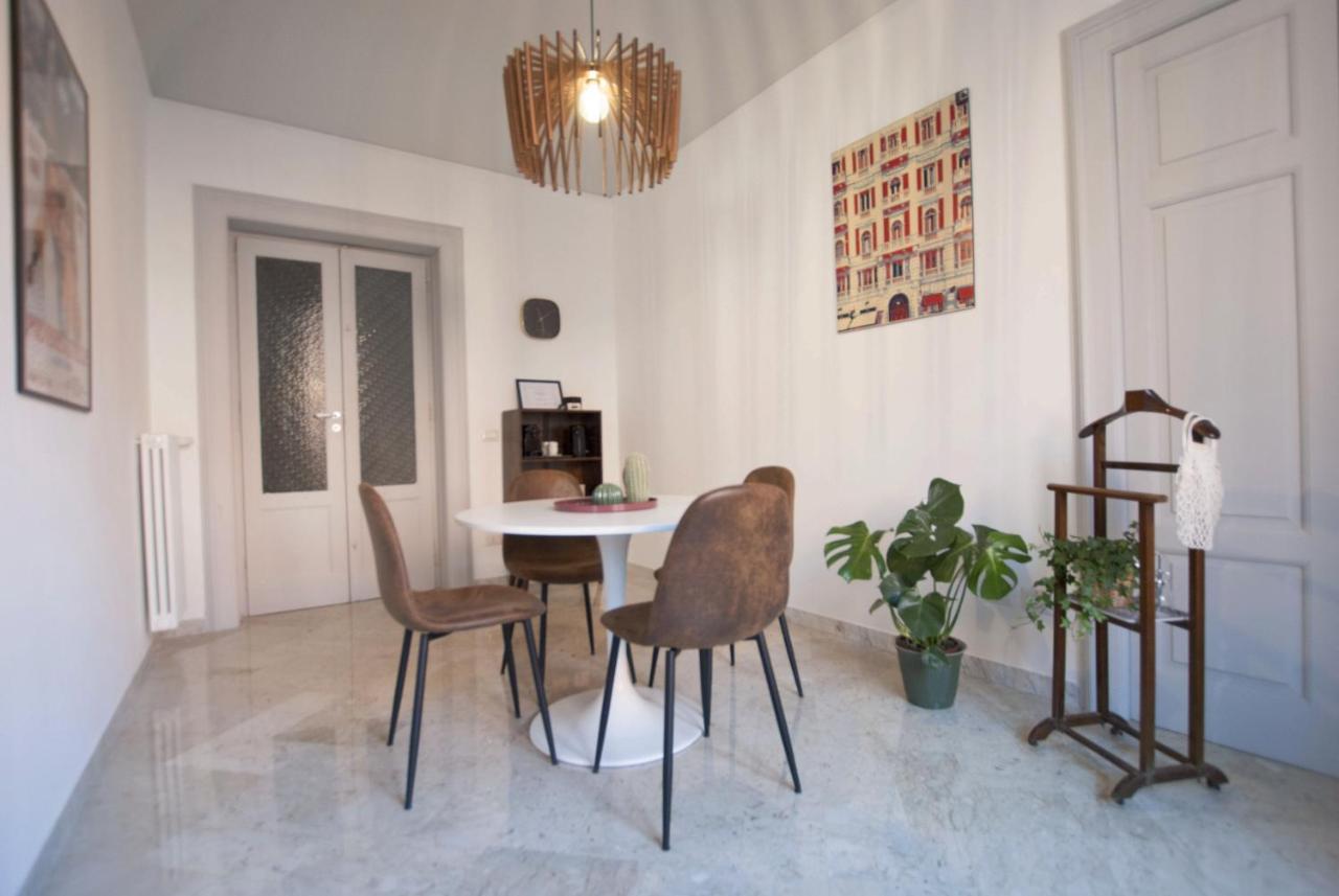 Rossopetruzzelli Apartment Bari Bagian luar foto