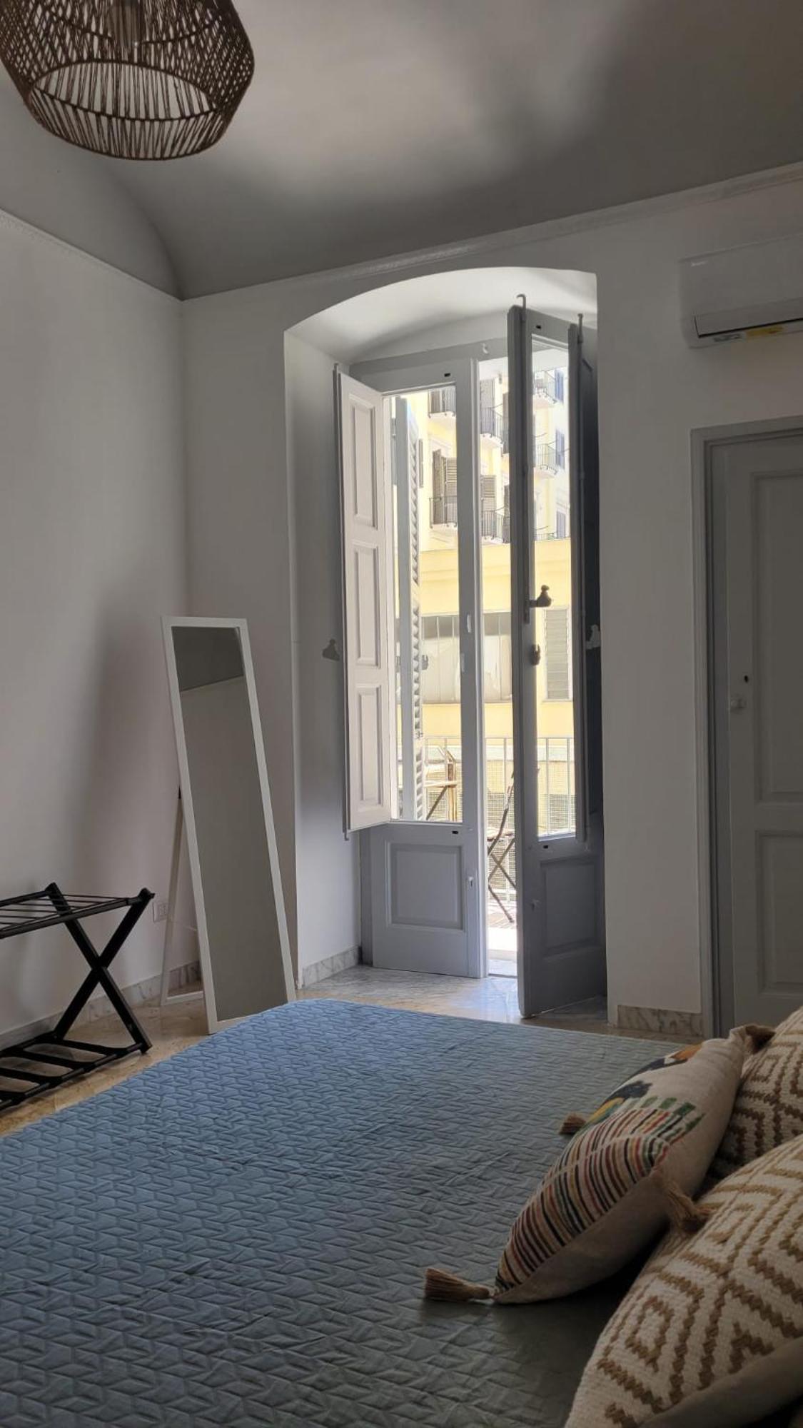 Rossopetruzzelli Apartment Bari Bagian luar foto